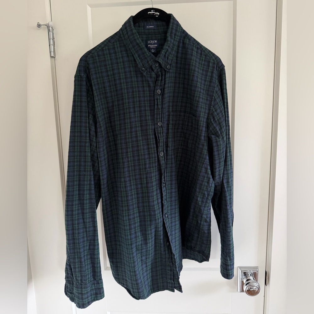 J.Crew Brushed Twill Plaid Button-Down Shirt
Size: Large (Classic Fit)
